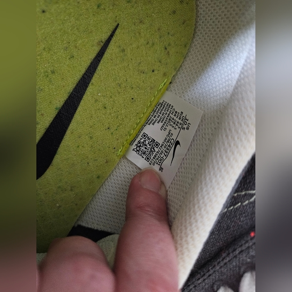 Men's Nike Daybreak Sneaker - Picture 9 of 10